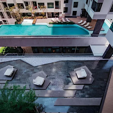 Sea View 2 Bed High Floor *