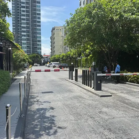 Base Perfect Spot Seaview 23 Floor Apartment Pattaya