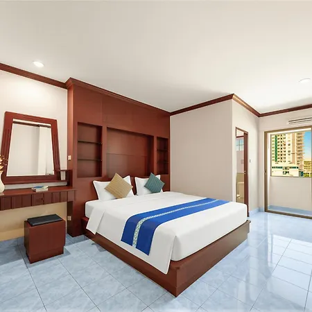 Selina Place Hotel