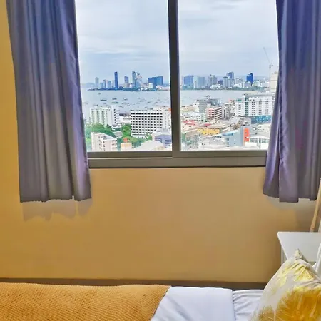 Unixx Sea View Apartment *