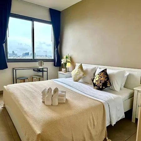Unixx Sea View *