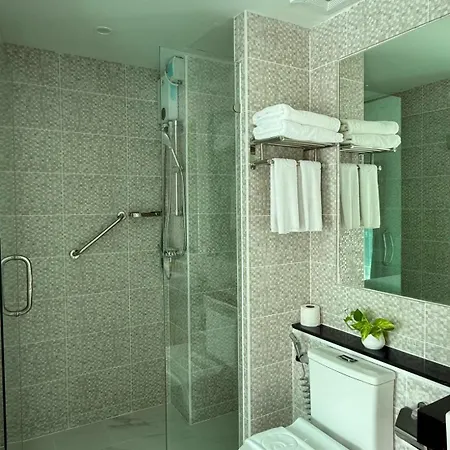 Dday Luxury By D-eco Wellness Centre 4*