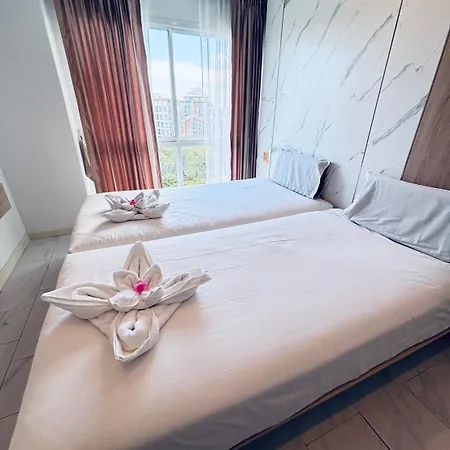 Dday Luxury By D-eco Wellness Centre โรงแรม Pattaya