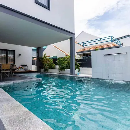 Newly Dec Pool Table Ktv Bbq Terrace Outdoor 5br Swimming Pool * Pattaya