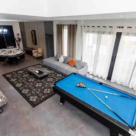 Newly Dec Pool Table Ktv Bbq Terrace Outdoor 5br Swimming Pool Villa Pattaya