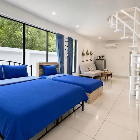 Homestay Monalisa Blue Haven Pool *
