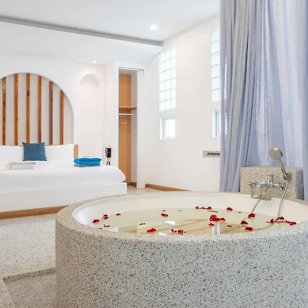 Downtown Oasis Pool Villa A * Pattaya