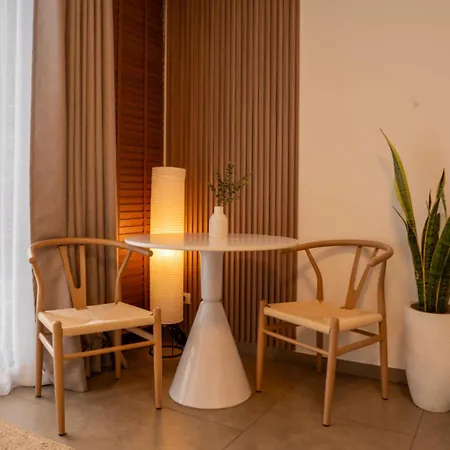 Apartment Zire Wongamat By Silqstay V Pattaya