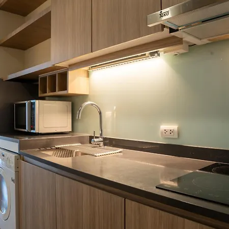 Apartment Zire Wongamat By Silqstay V