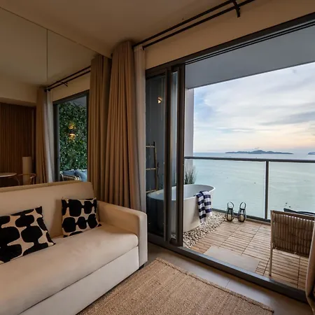 Apartment Zire Wongamat By Silqstay V *