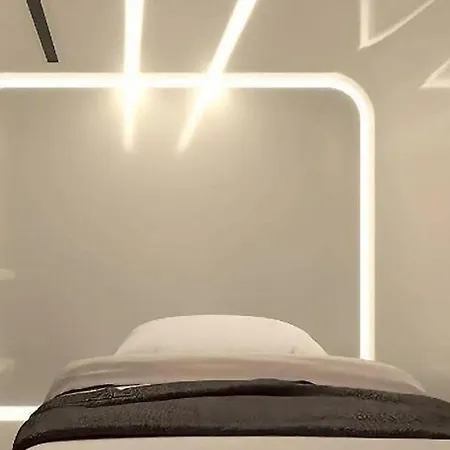 The Rich Cafe & Capsule hotel 3*