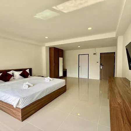 Skyla Boutique โรงแรม