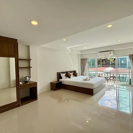 Skyla Boutique โรงแรม Pattaya
