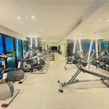 Apartment The Base Seaview Pattaya