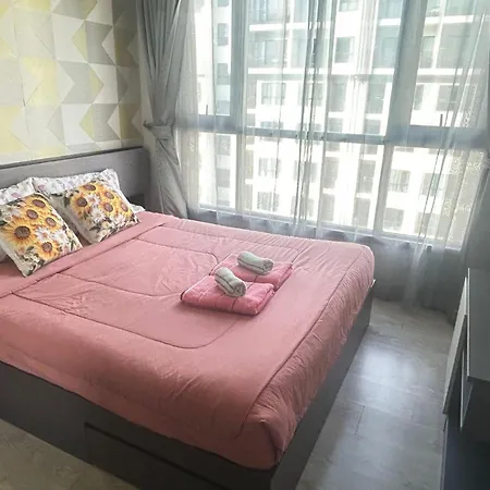 The Base Seaview Pattaya