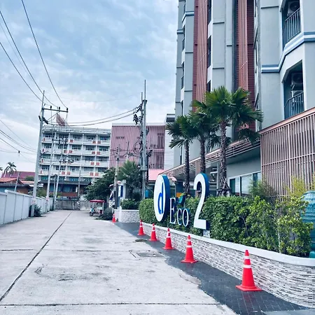 Dday Luxury By D-eco Wellness Centre โรงแรม