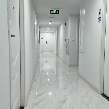 โรงแรม Dday Luxury By D-eco Wellness Centre 4*
