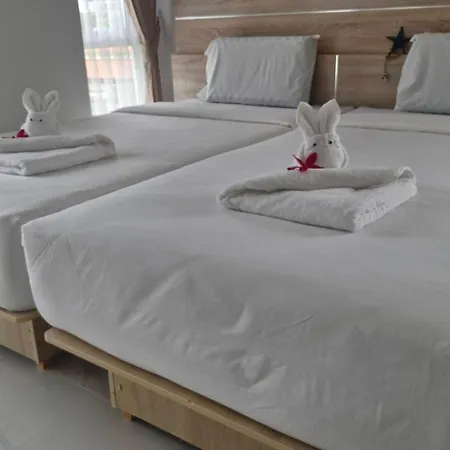 โรงแรม Dday Luxury By D-eco Wellness Centre 4*