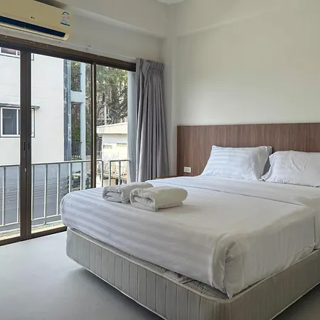 Hotel Pl Patamnak Soi 3
