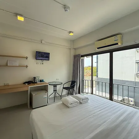 Hotel Pl Patamnak Soi 3