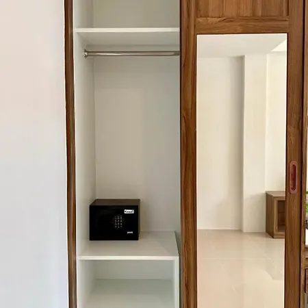 โรงแรม Skyla Boutique
