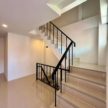 Skyla Boutique โรงแรม