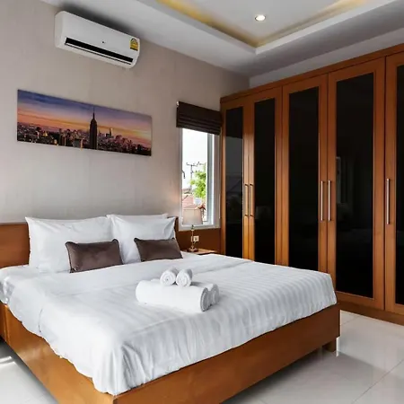 T2-central Pool Near Walking Street
