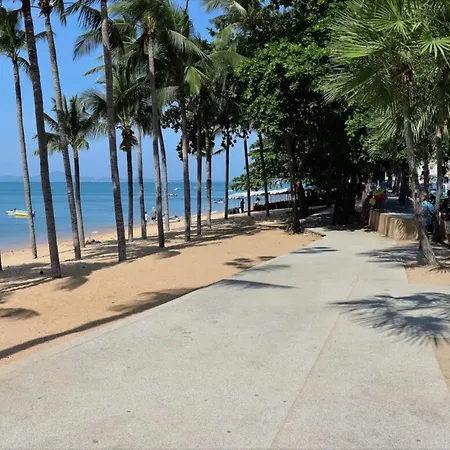 Villa Chantara - Private Pool & Luxury House 7br Pattaya