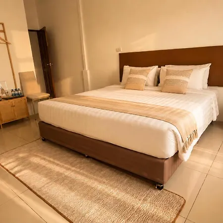 Hotel Holi Pty 3*