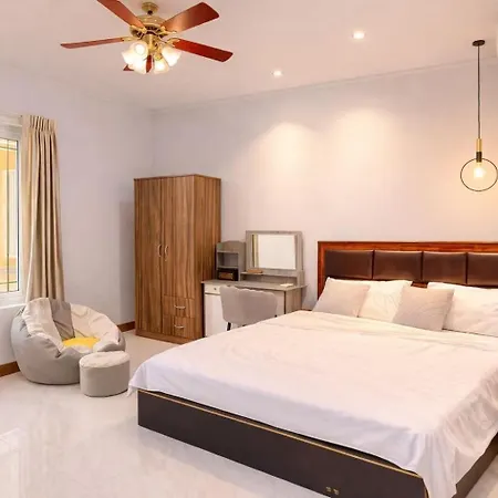 Villa 5br Pool Sleeps 10 Pattaya
