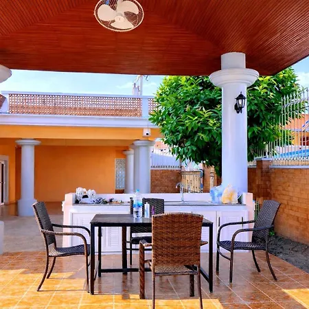 Villa 5br Pool Sleeps 10