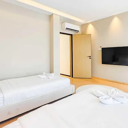 Pure Space 4br Ktv Bbq Kitchen Swimming Pool * Pattaya