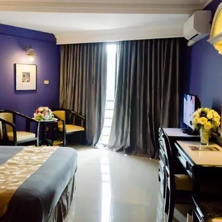 First Pacific & Convention Hotel 4*