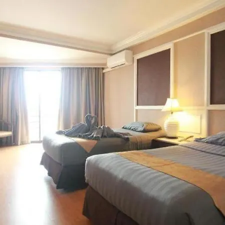 First Pacific & Convention 4* Pattaya