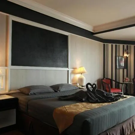 First Pacific & Convention 4* Pattaya