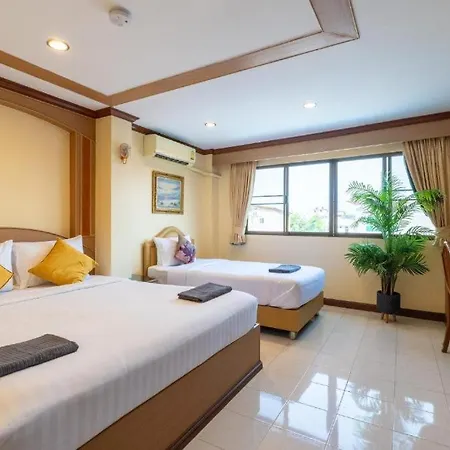 La Casa South Hotel 3*