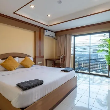 La Casa South Hotel 3*