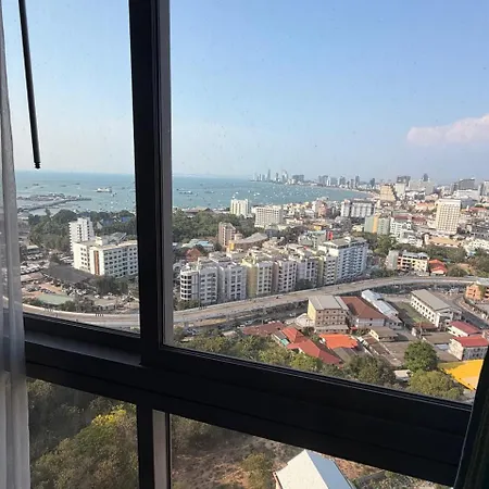 Unixx Sea View Hotel Pattaya