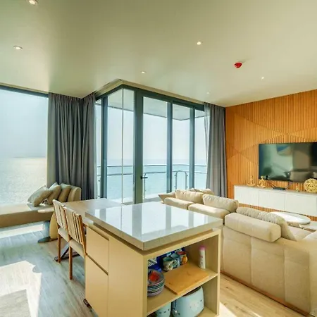 Luxury 2br Sea View With Private Lift And Free Parking Hotel