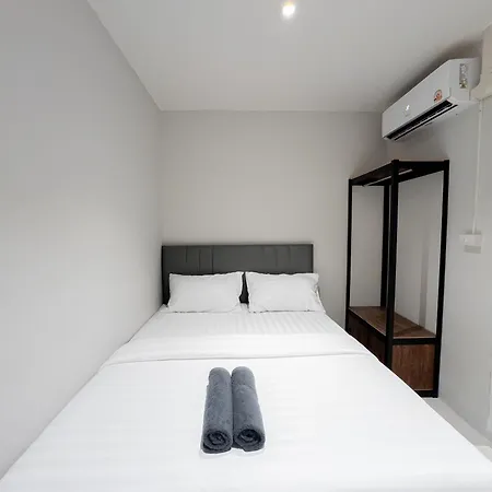 Aparthotel On The Six Pratamnak Pattaya