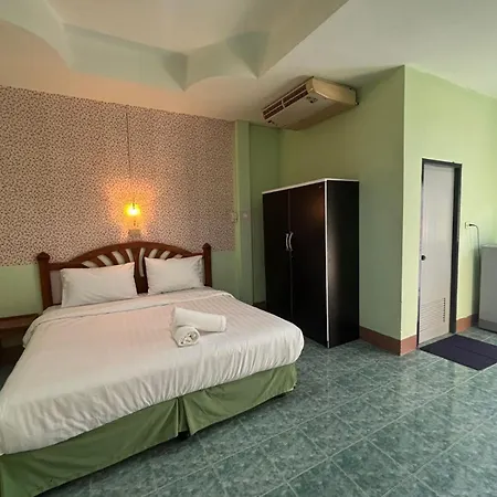The Oreo Hotel 3*