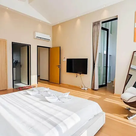 Villa Pure Space 4br Ktv Bbq Kitchen Swimming Pool Pattaya