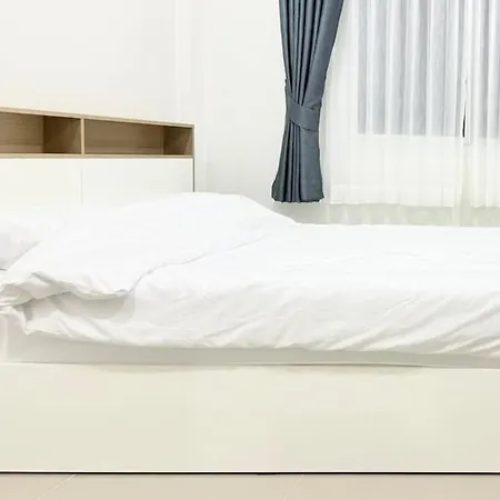 Baan Thanaluk 1 *