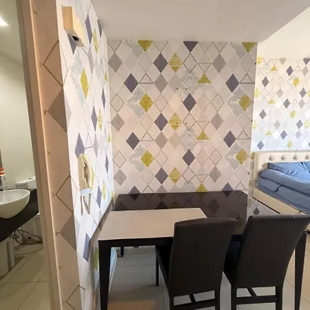Unixx Sea View Hotel 4*