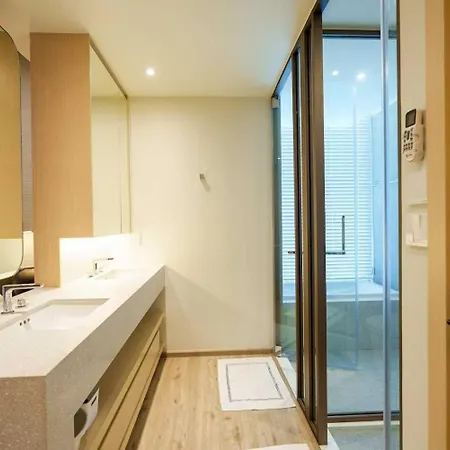 Hotel Luxury 2br Sea View With Private Lift And Free Parking 4*