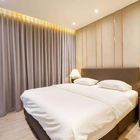 Luxury 2br Sea View With Private Lift And Free Parking 4*