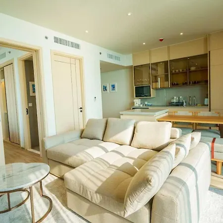 Luxury 2br Sea View With Private Lift And Free Parking Pattaya