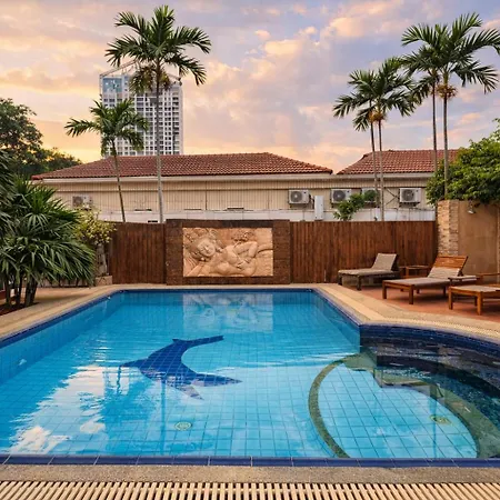 Tropical Pool