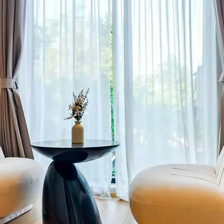 Pure Space 4br Ktv Bbq Kitchen Swimming Pool * Pattaya