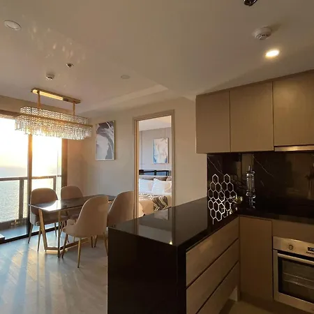 Luxury 2br Sea View Unit I 35th Floor Rare Unit * Pattaya